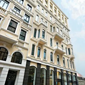 https://miapera-hotel.istanbul-turkeyhotels.com